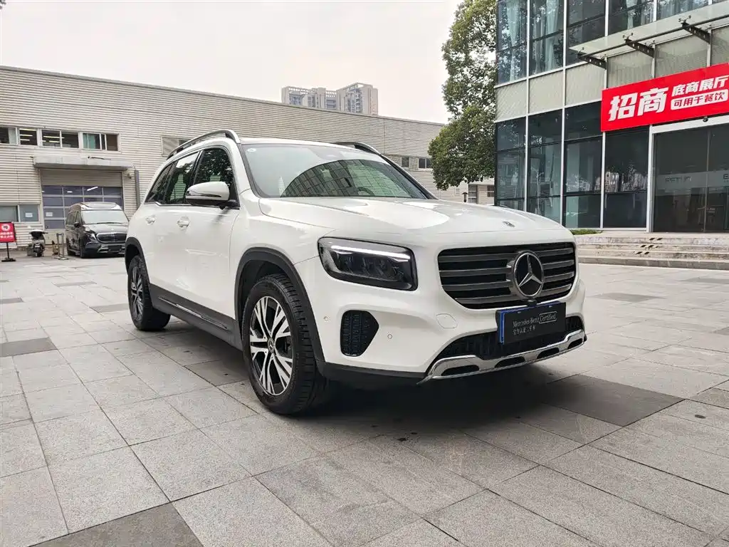 Mercedes-Benz GLB 2025