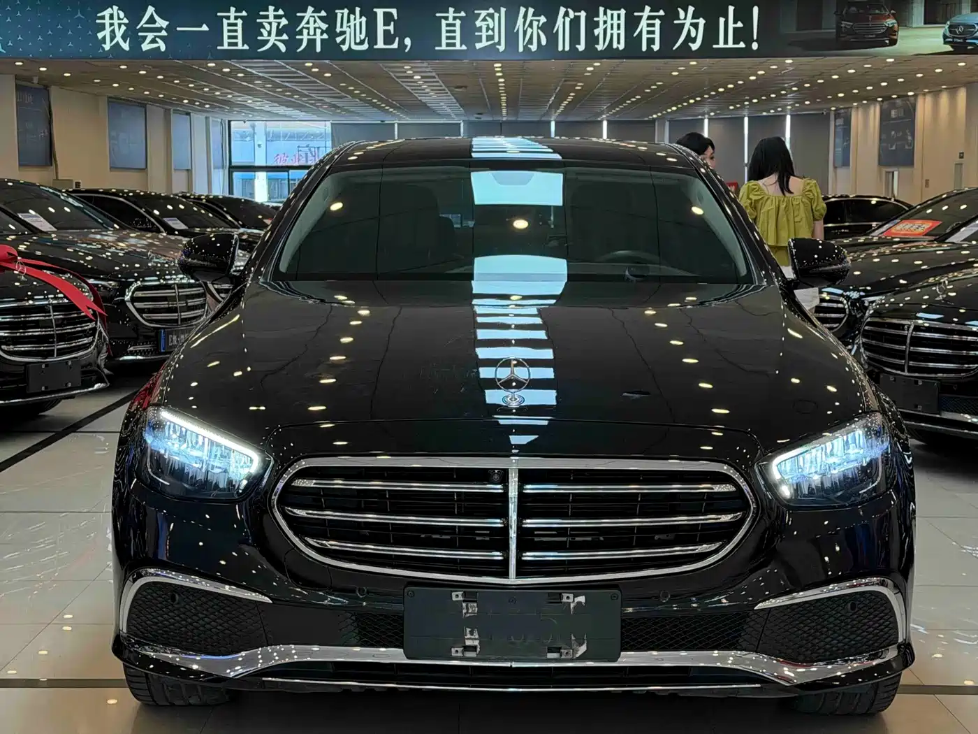 Mercedes-Benz E-Класс 2023