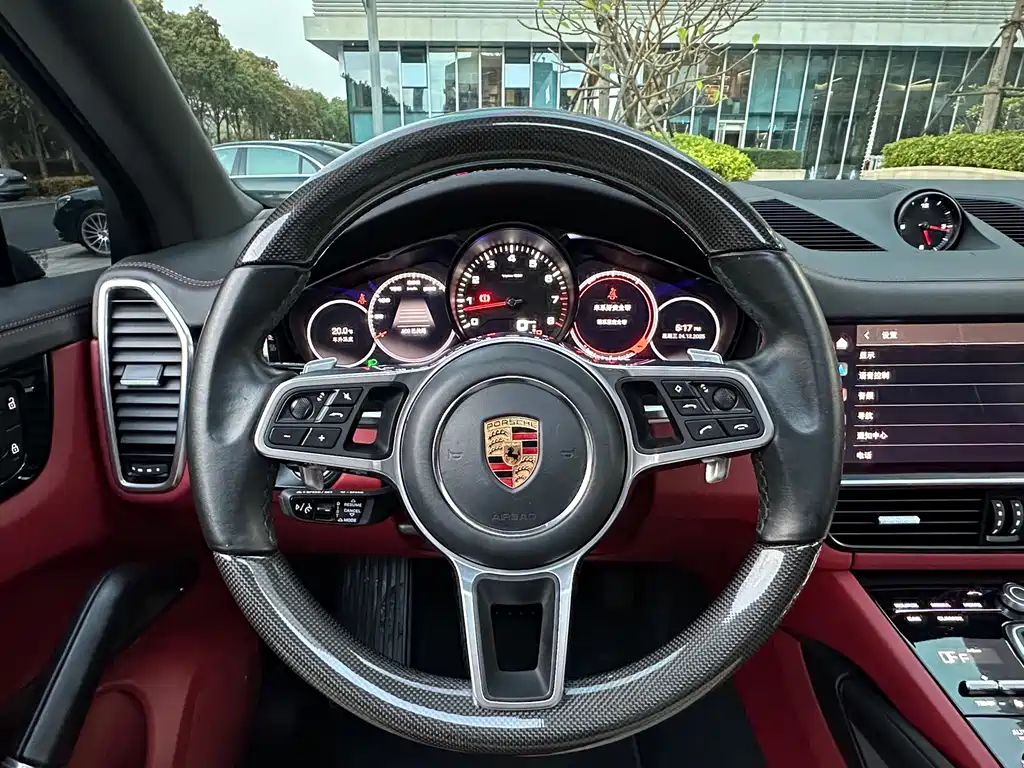 Porsche Cayenne 2023