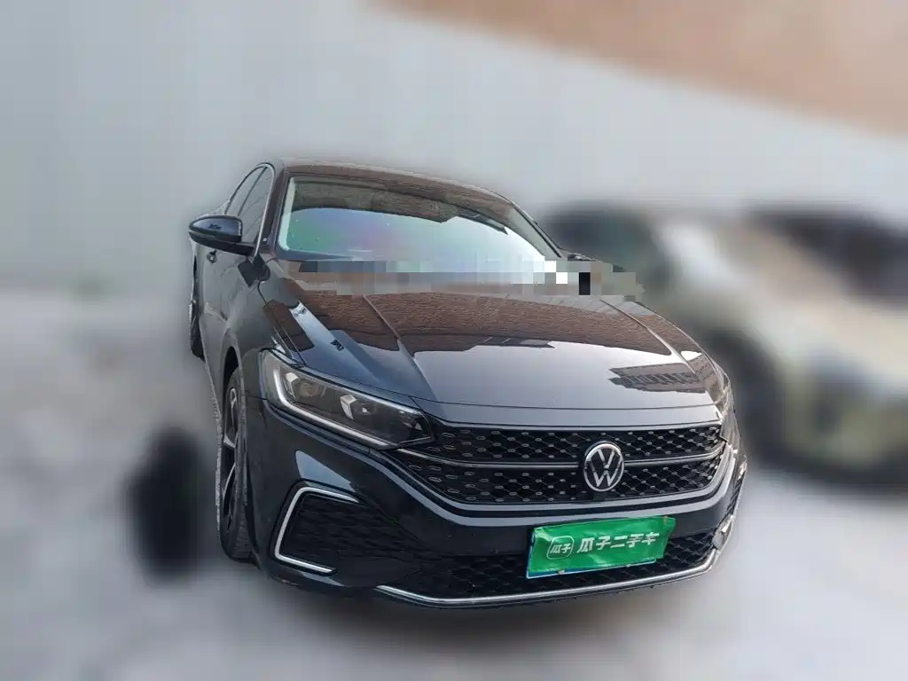 Volkswagen Passat 2022