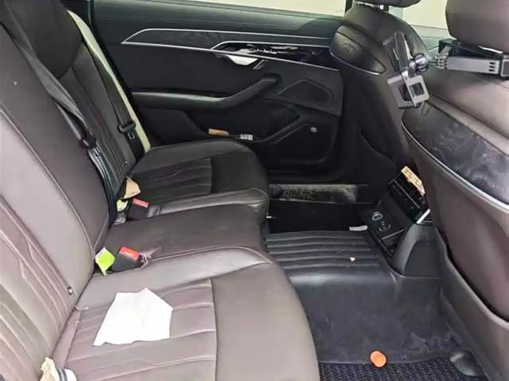 Audi A8 2025