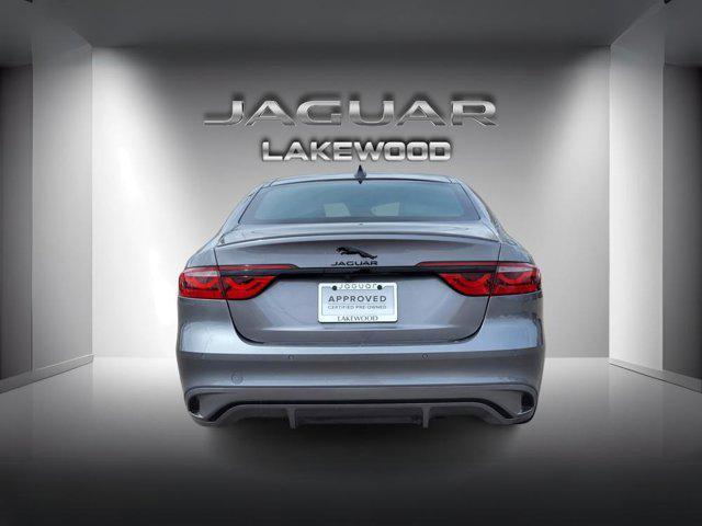 Jaguar XF 2024