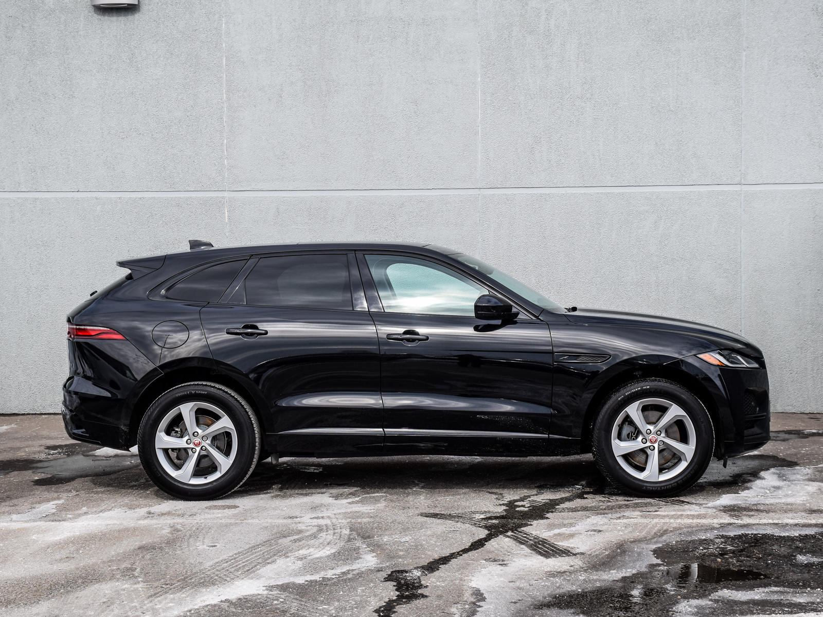Jaguar F-Pace 2023
