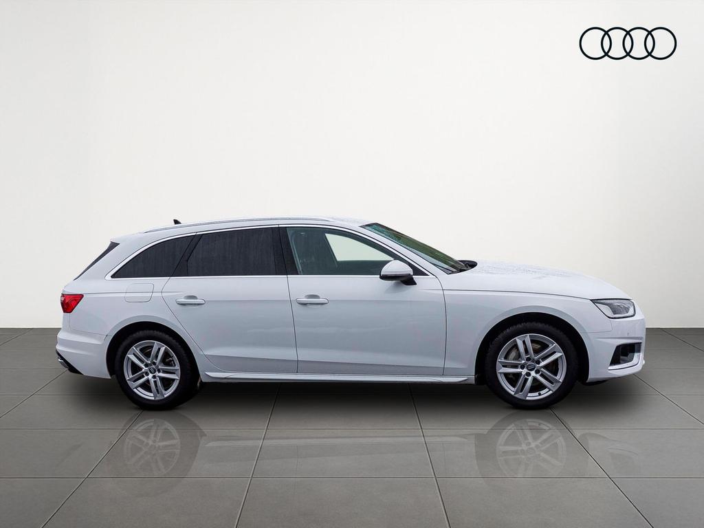 Audi A4 2023