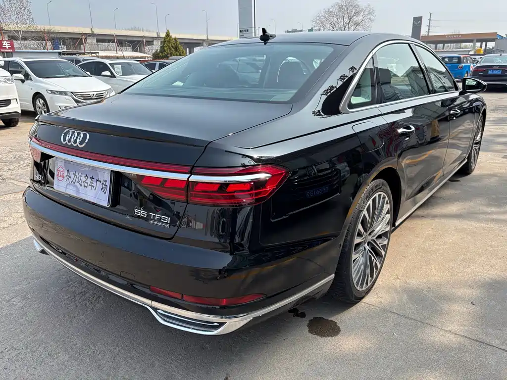 Audi A8 2021