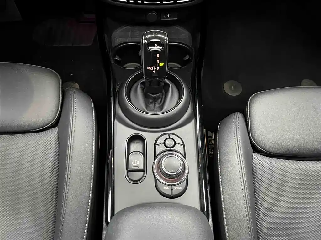 Mini Clubman 2022