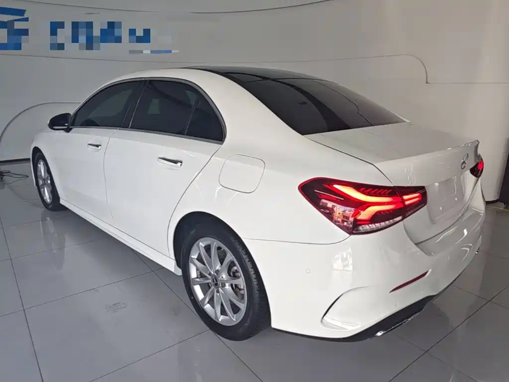 Mercedes-Benz A-Класс 2022