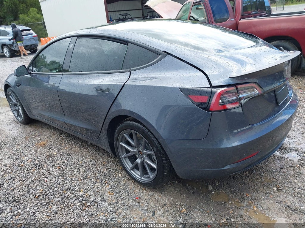 Tesla Model 3 2022