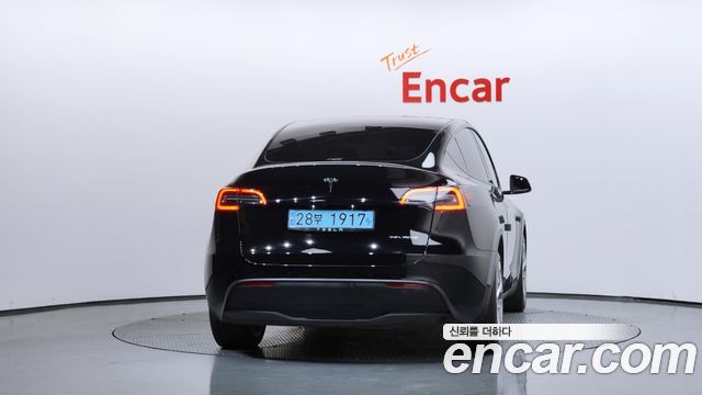 Tesla Model Y 2021