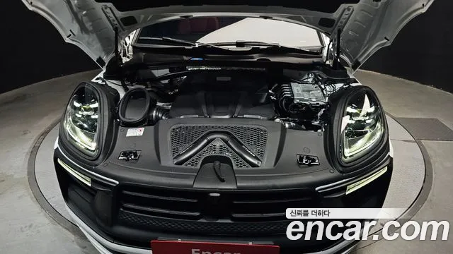 Porsche Macan 2023
