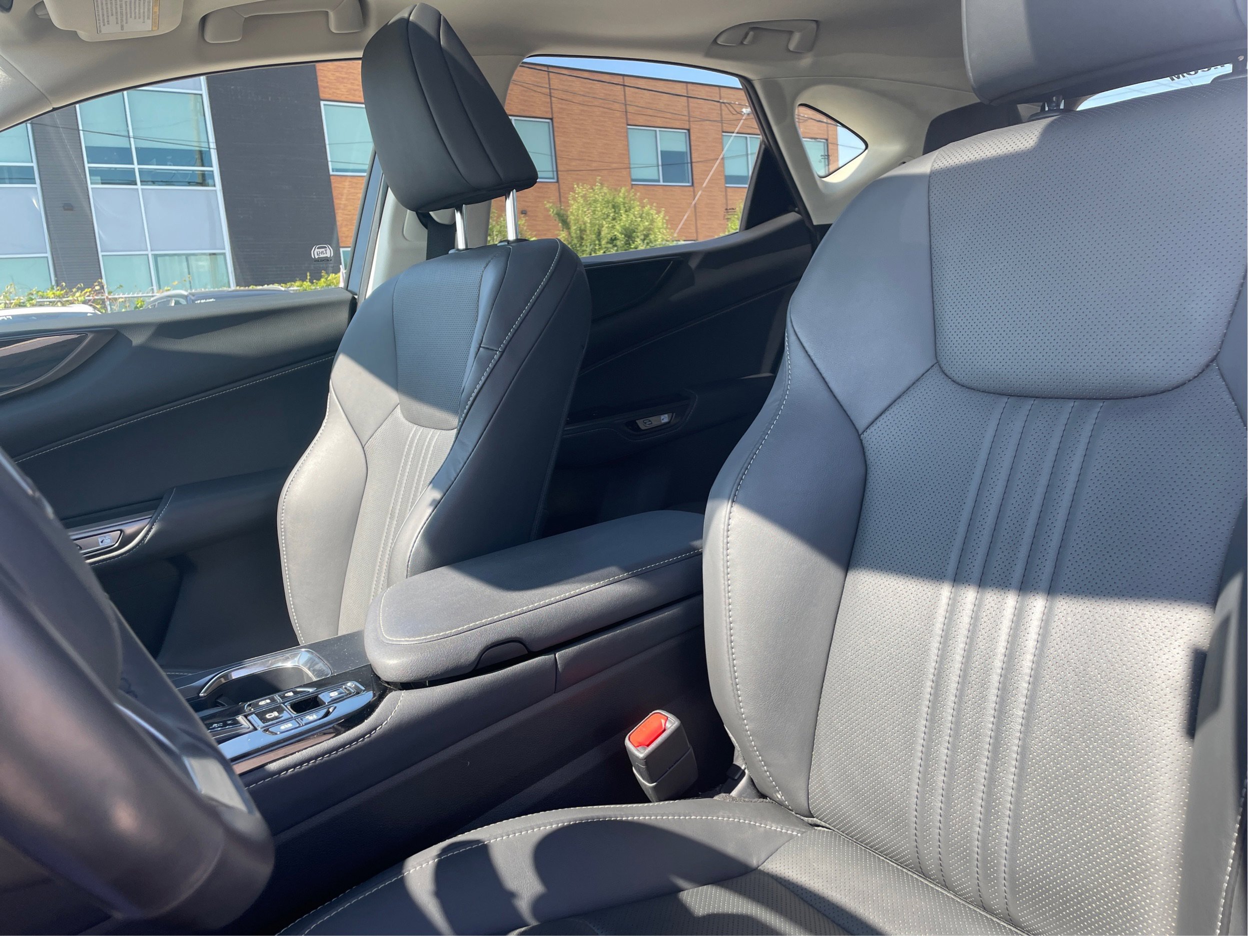 Lexus NX 2022