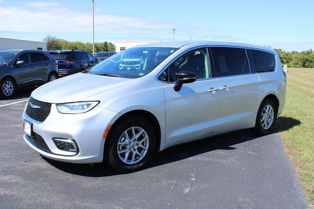 Chrysler Pacifica 2024