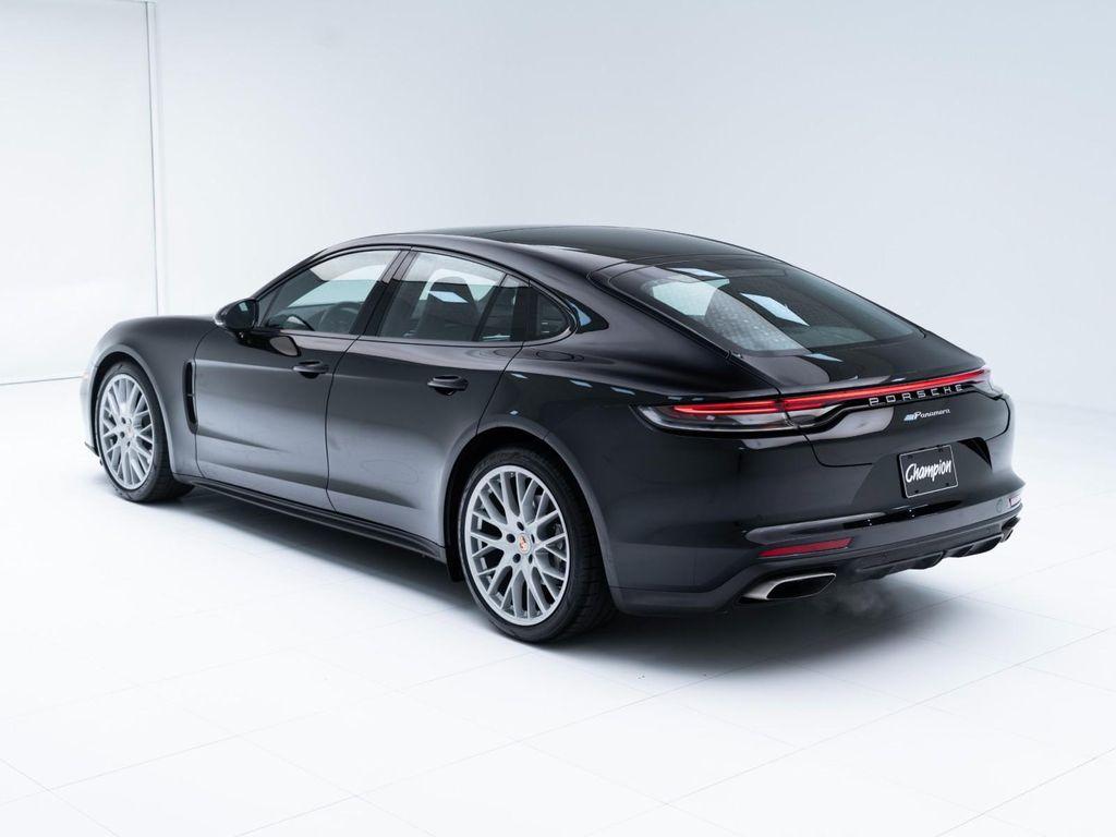 Porsche Panamera 2022