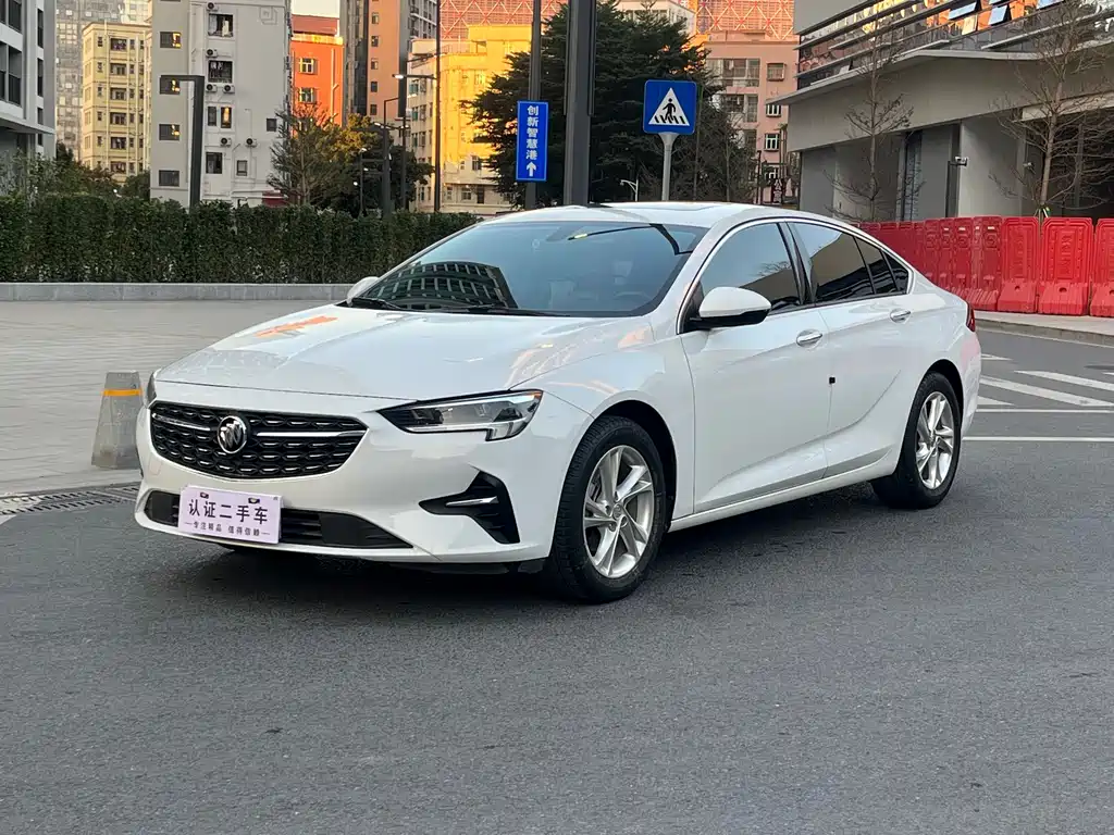 Buick Regal 2021