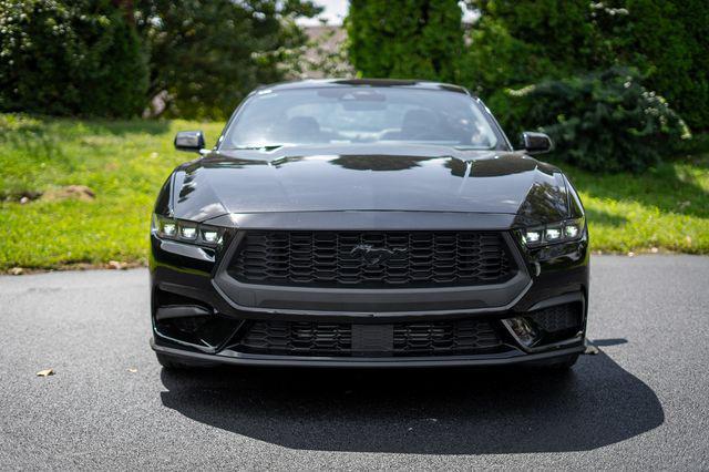 Ford Mustang 2024
