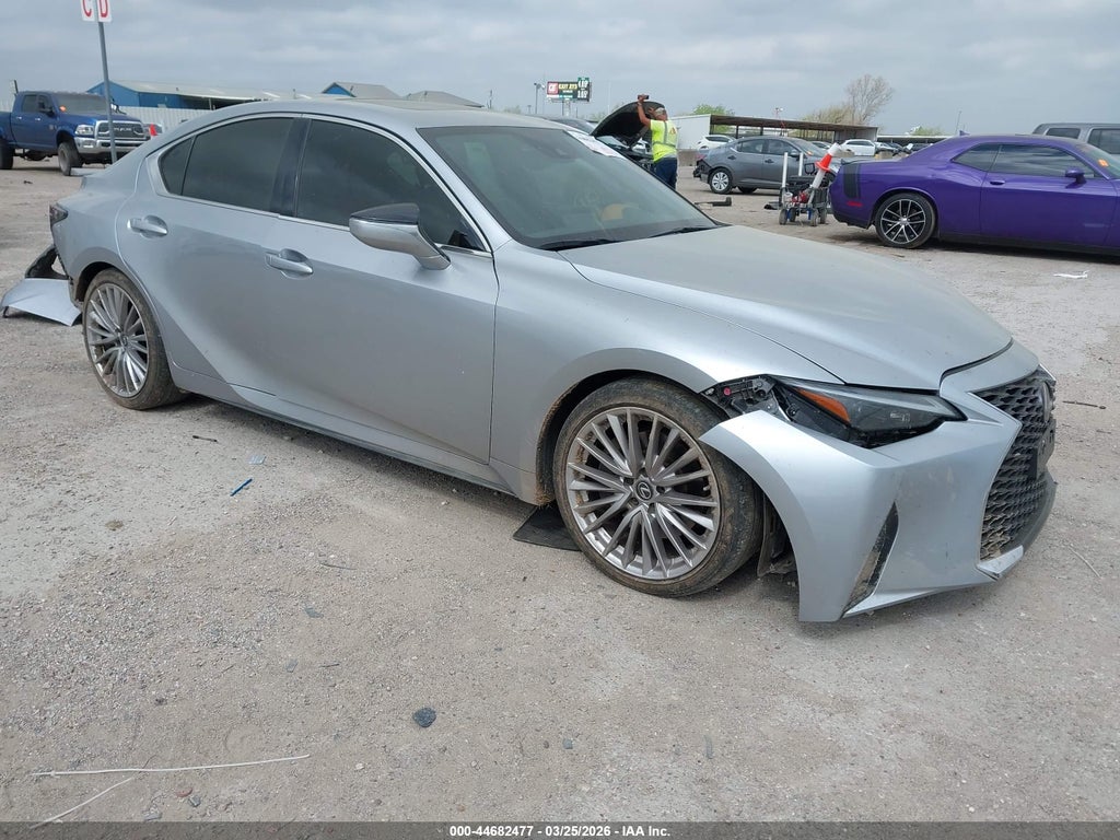 Lexus IS 300 2022