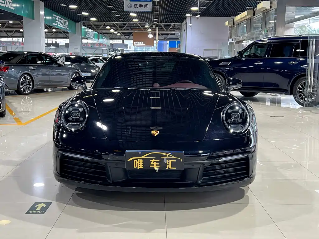 Porsche 911 2025