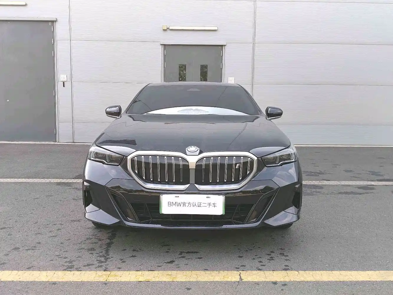 BMW i5 2025