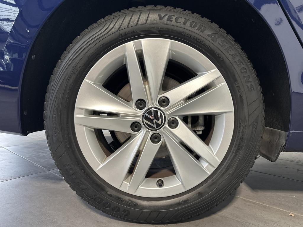 Volkswagen Golf 2021