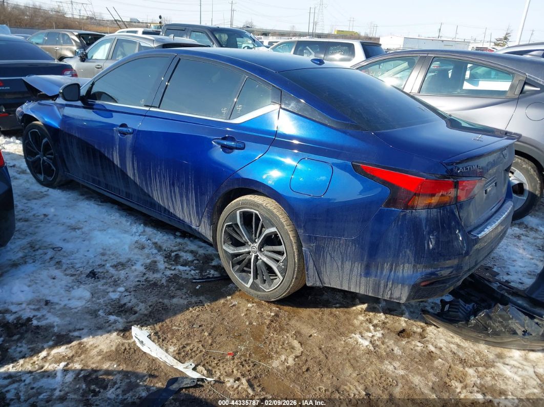 Nissan Altima 2023