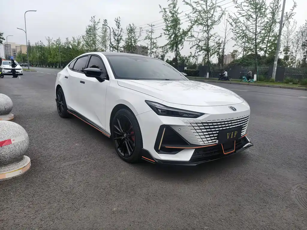 Changan UNI-V 2023