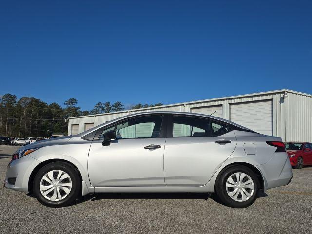 Nissan Versa 2024
