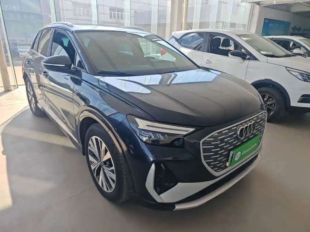 Audi Q4 e-tron 2024