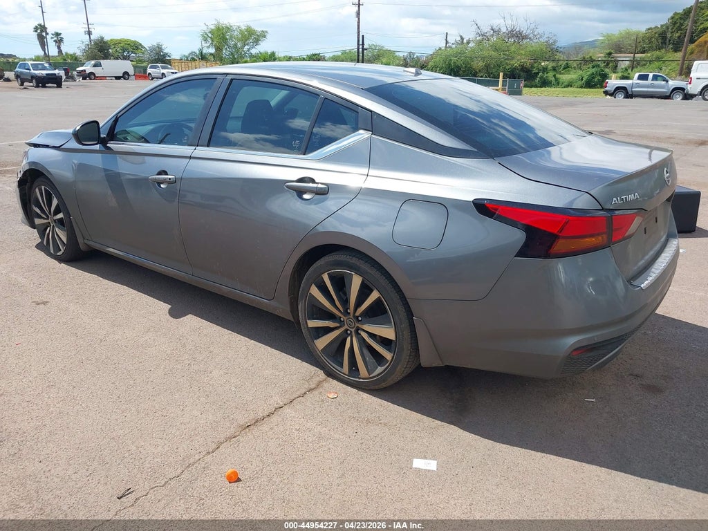 Nissan Altima 2022