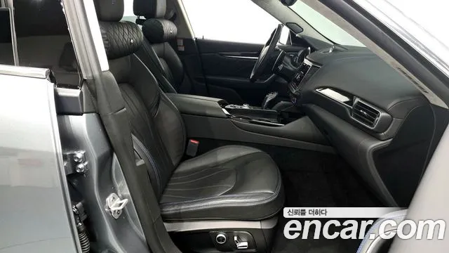 Maserati Levante 2021