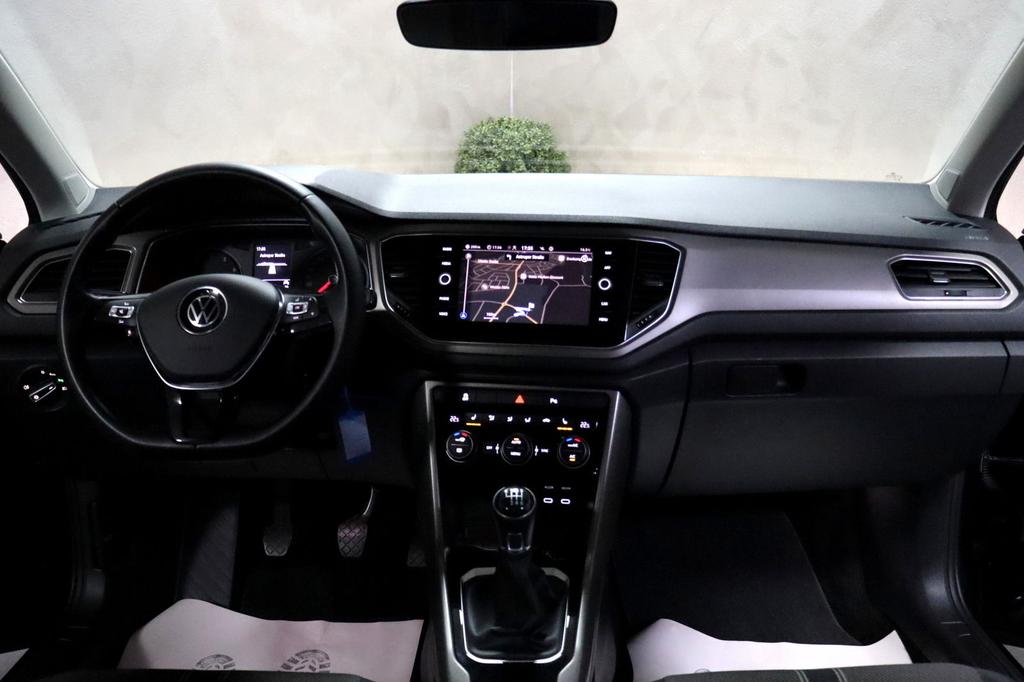 Volkswagen T-Roc 2021