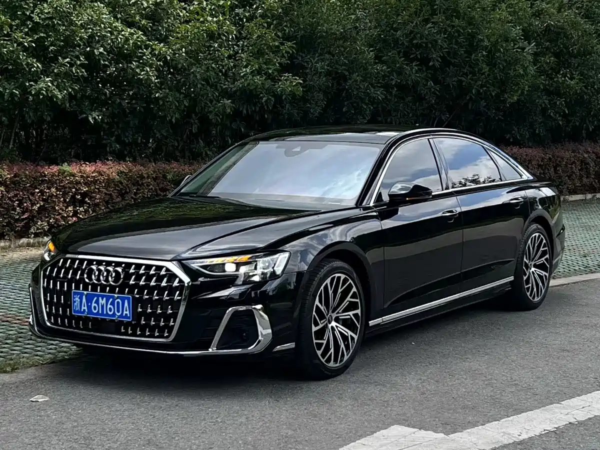Audi A8 2023