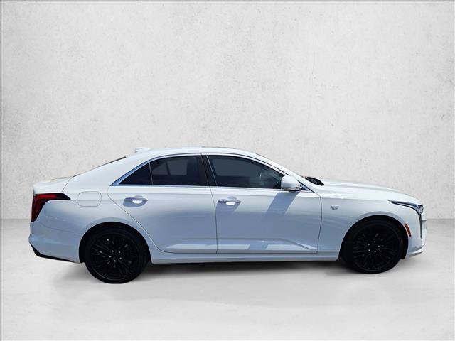 Cadillac CT4 2023