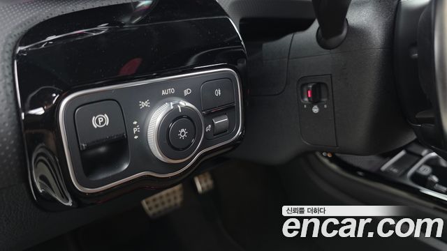 Mercedes-Benz CLA 2025