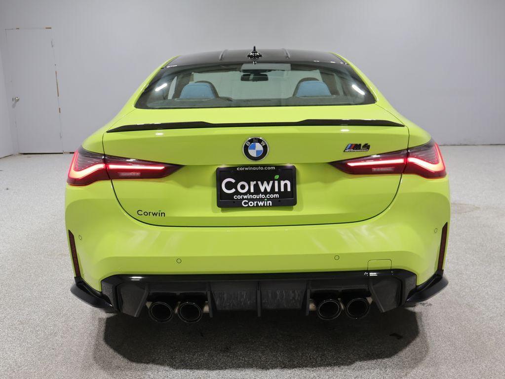 BMW M4 2022