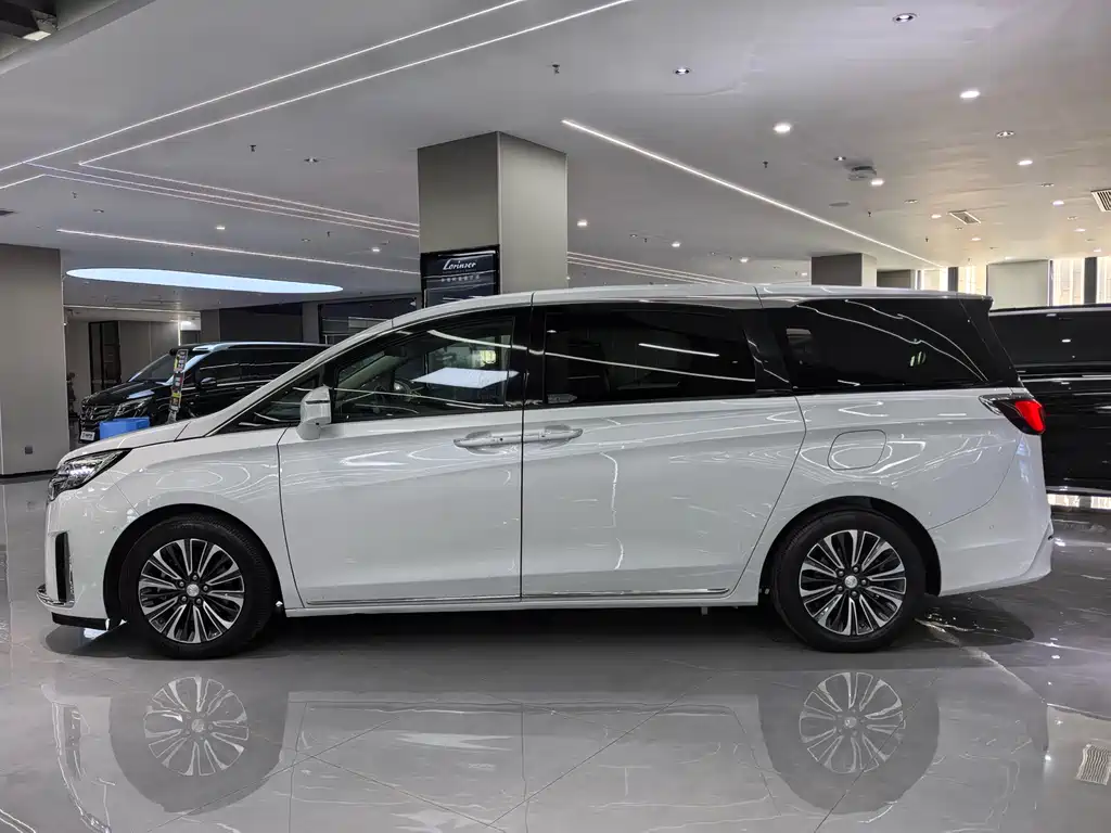 Buick GL8 2023