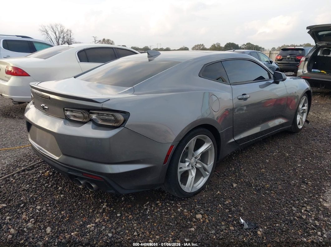 Chevrolet Camaro 2021