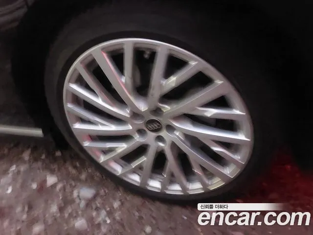 Audi A8 2021
