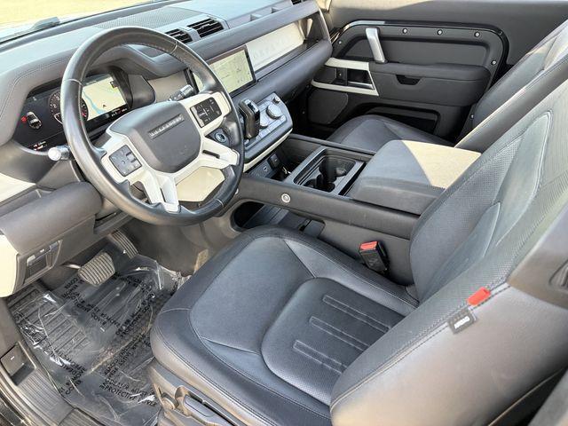 Land Rover Defender 2022