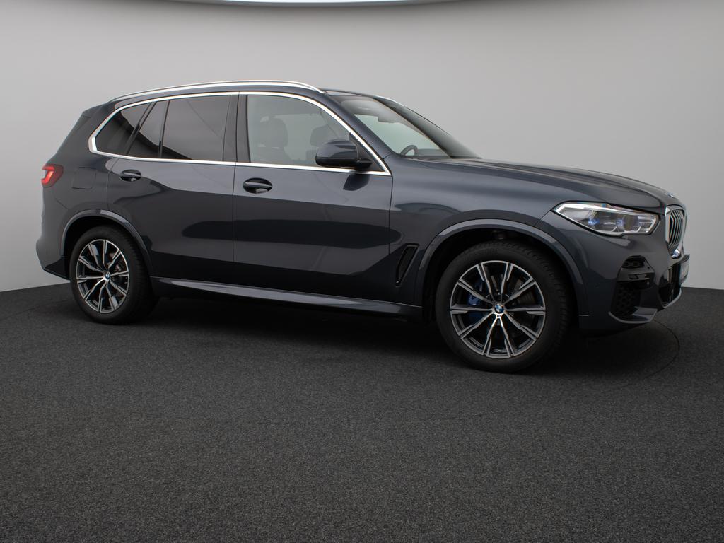 BMW X5 2022