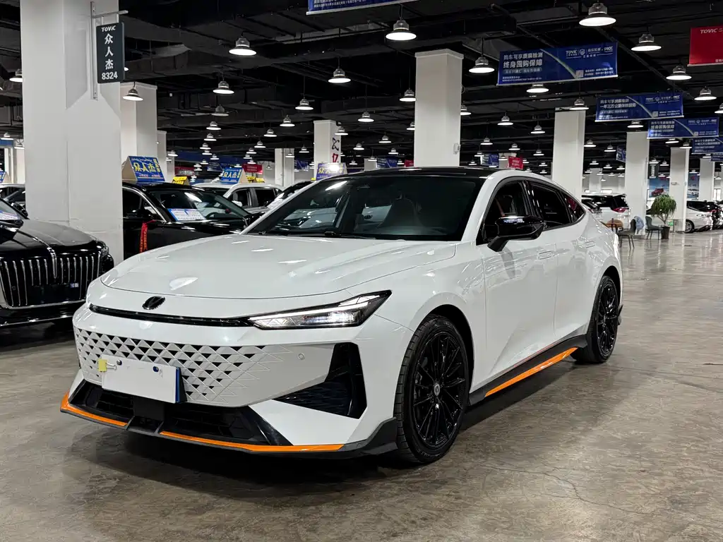 Changan UNI-V 2025