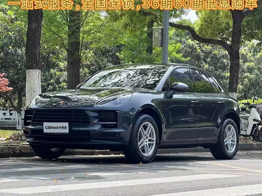 Porsche Macan 2021