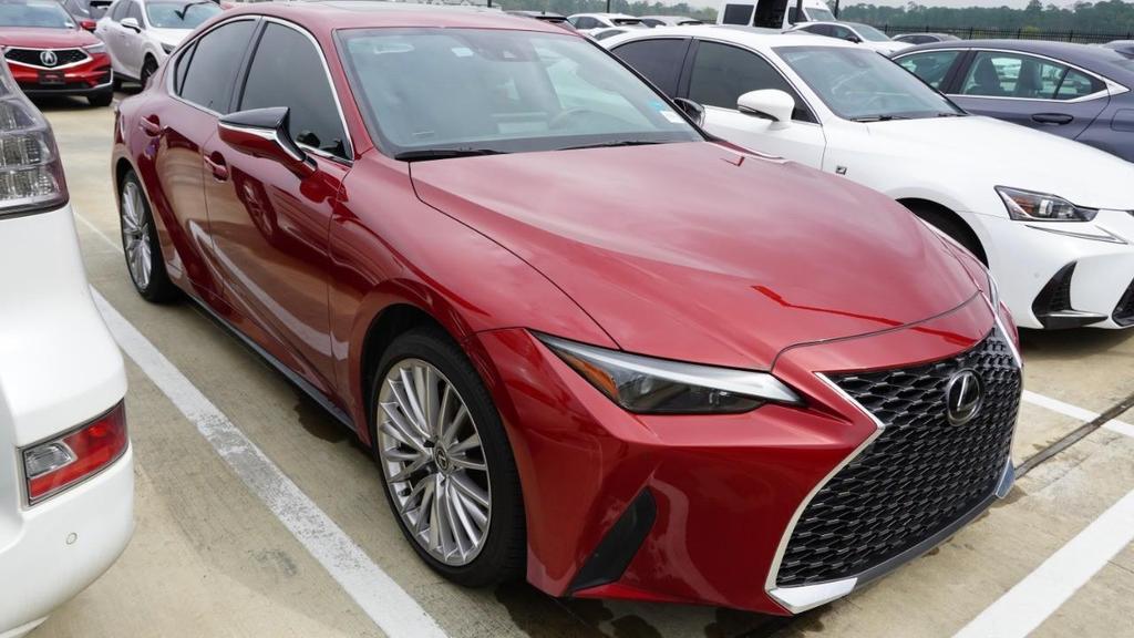 Lexus IS 300 2023