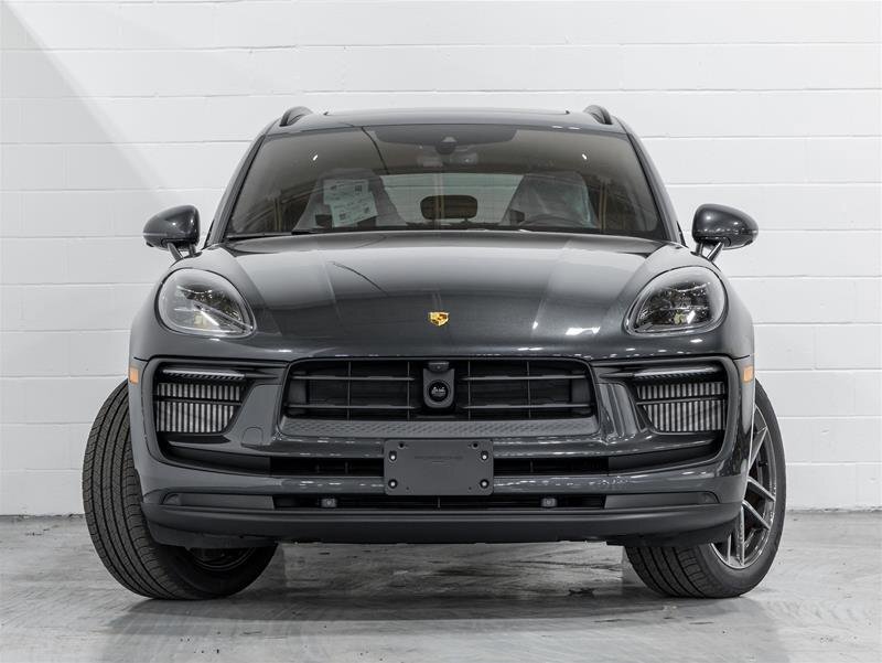 Porsche Macan 2025