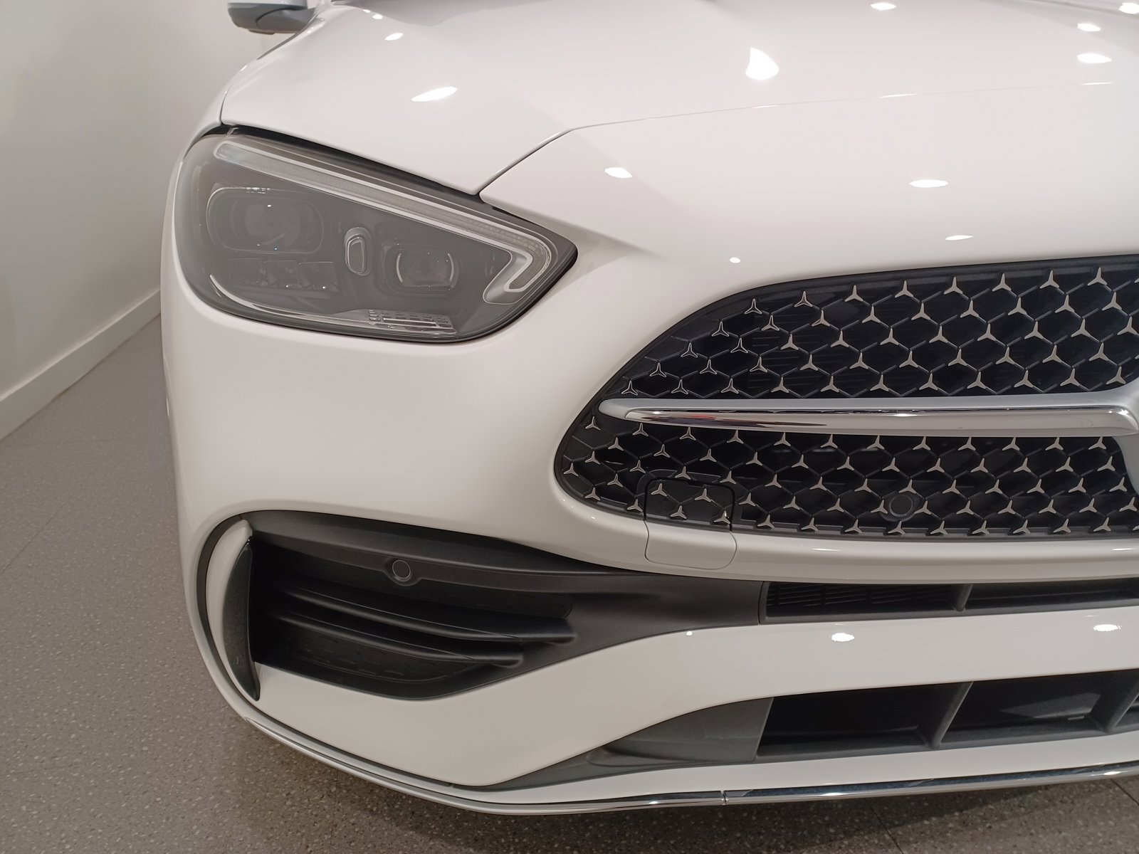 Mercedes-Benz C-Класс 2024