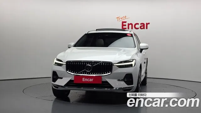 Volvo XC60 2022