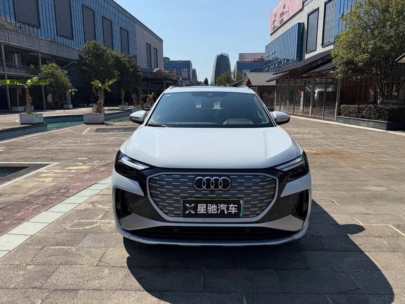 Audi Q4 e-tron 2024