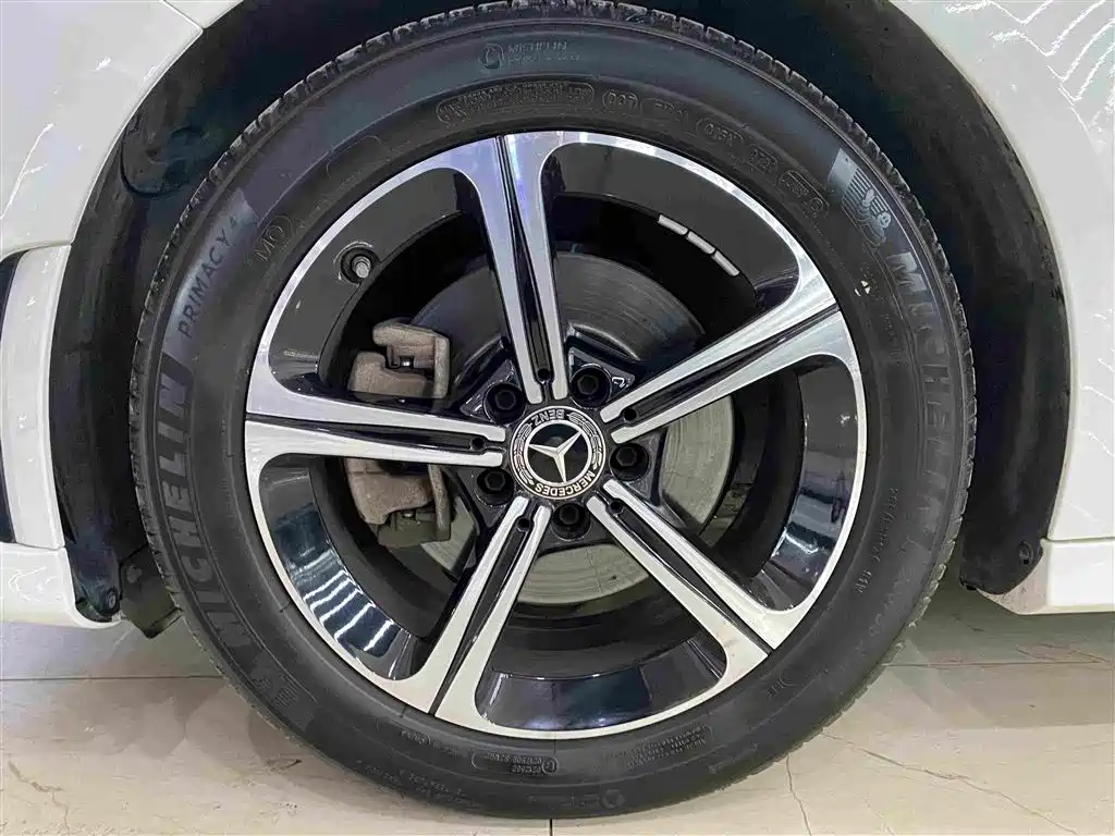 Mercedes-Benz A-Класс 2022