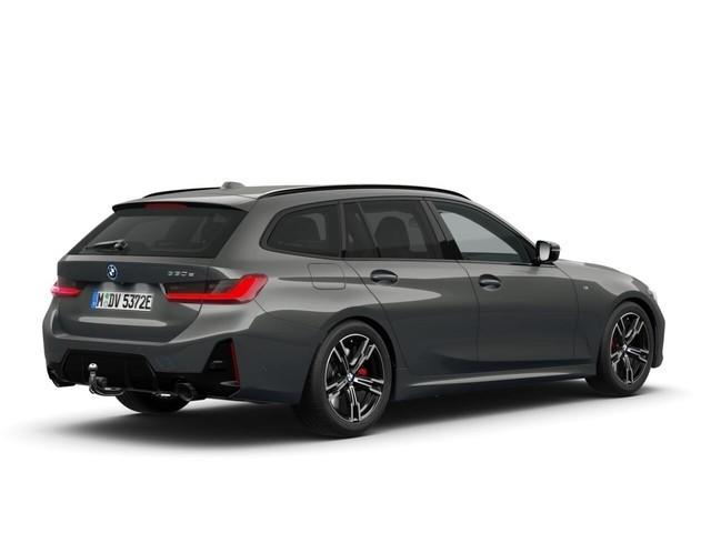 BMW 330 2025