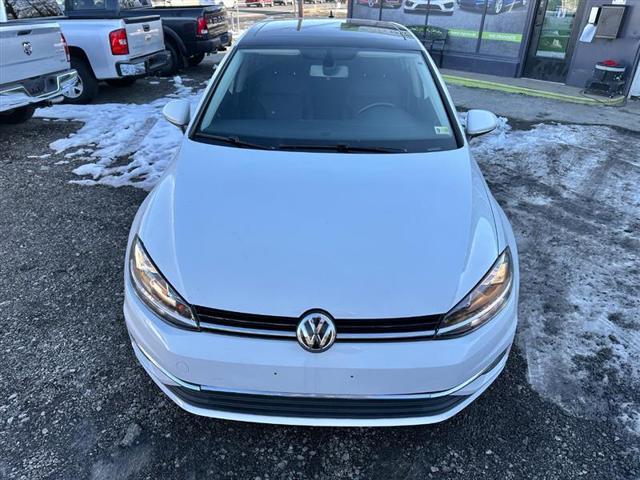 Volkswagen Golf 2021