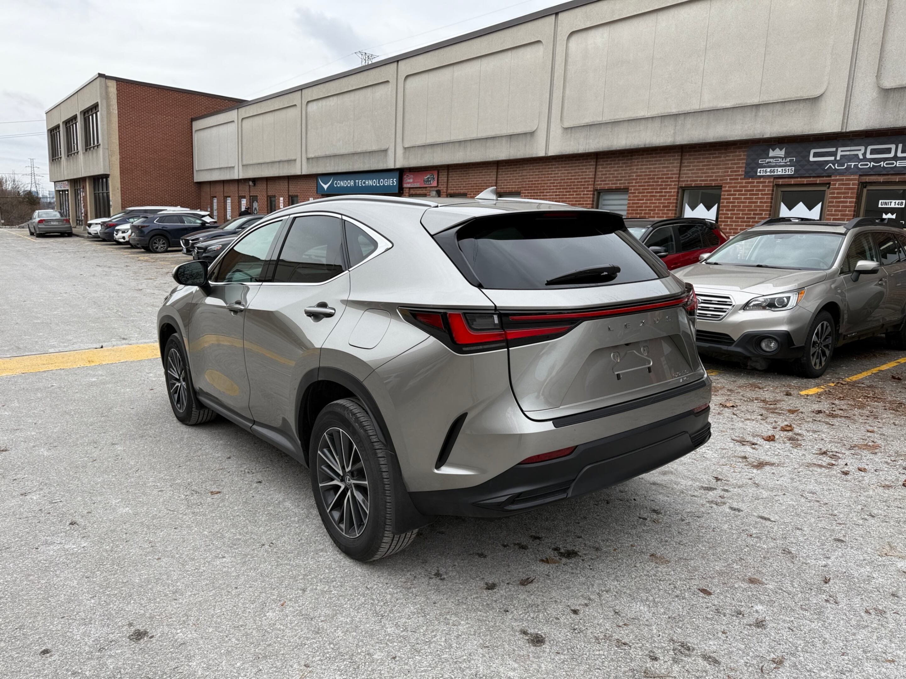 Lexus NX 2025